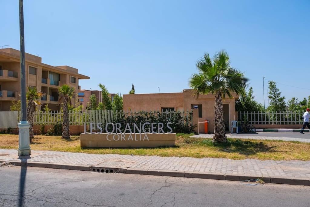 Tres Elegant Avec Piscine Apartment *