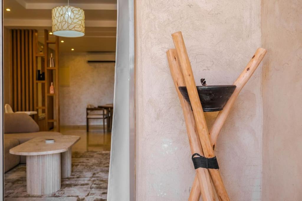 Appartement Tres Elegant Avec Piscine *