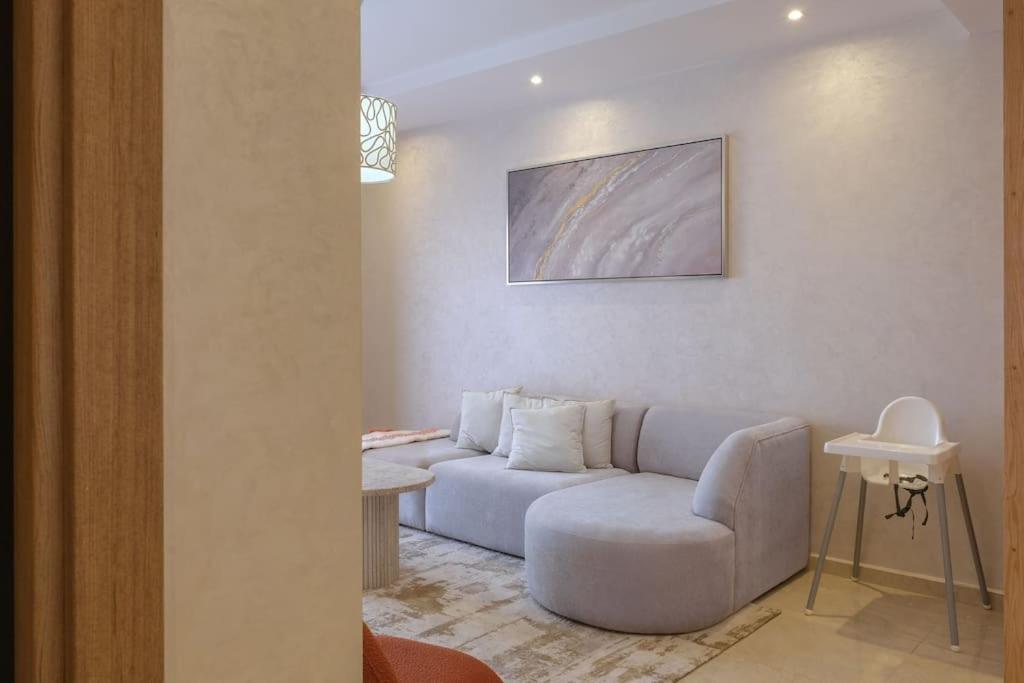 Appartement Tres Elegant Avec Piscine